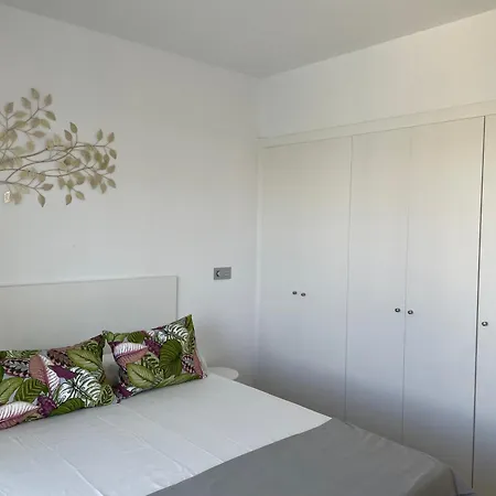 Apartamento Palacio De Pilas 22 *